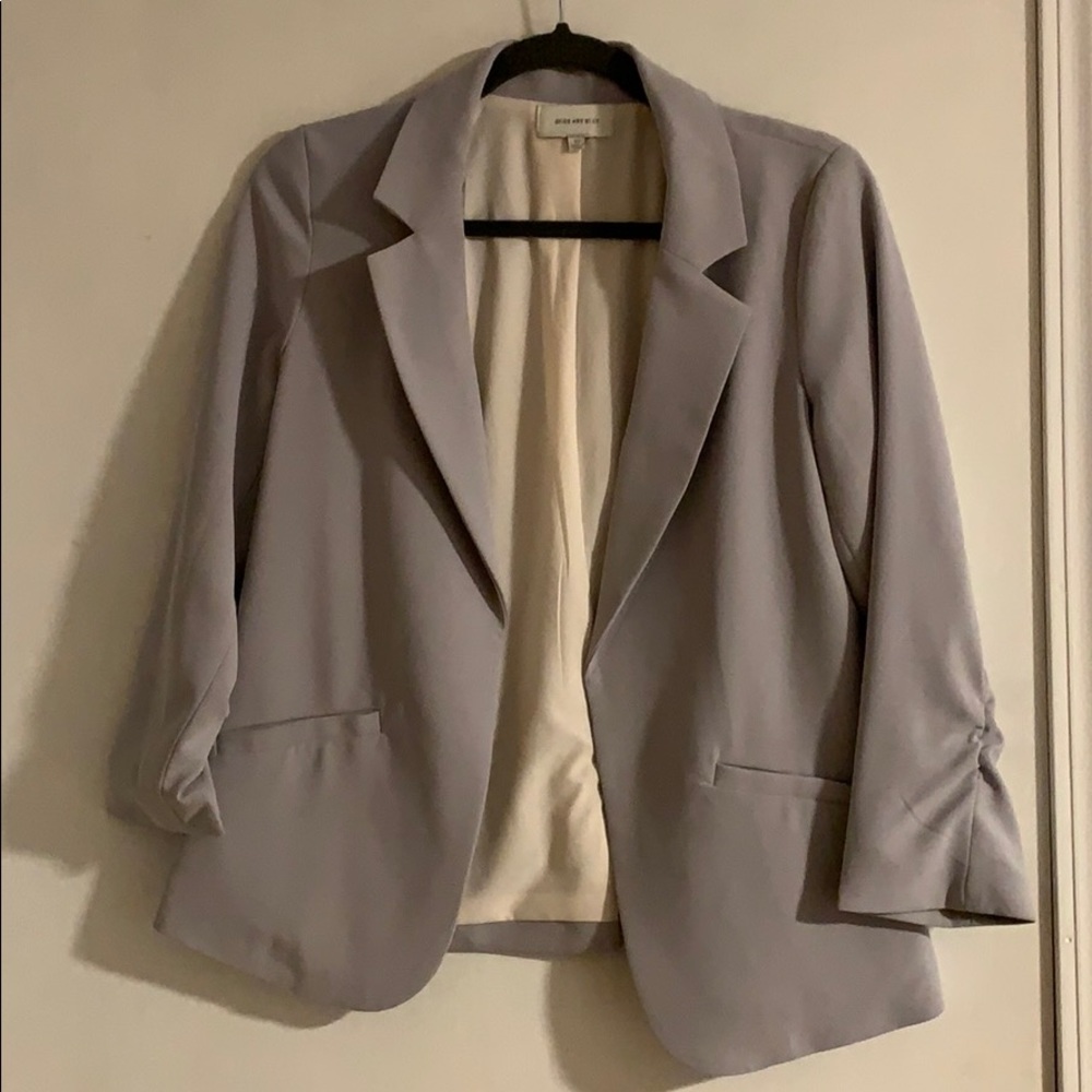 Classic 3/4 Sleeve Blazer